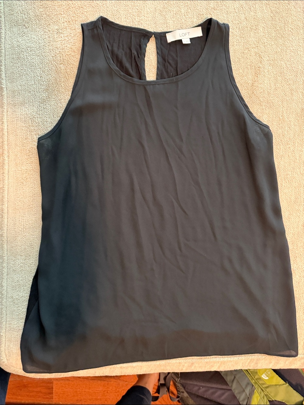LOFT Black Sleeveless Keyhole Shell Top